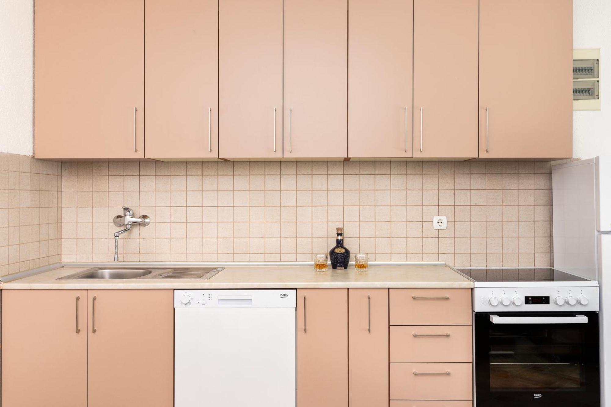 Doncic Apartment