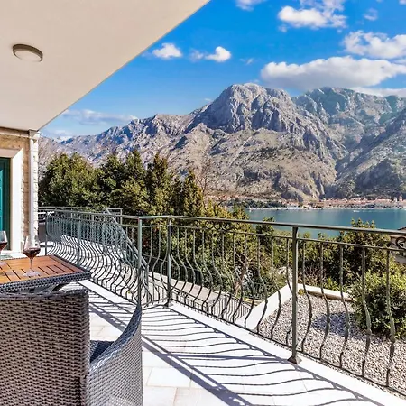 Apartments Doncic Kotor Exterior foto